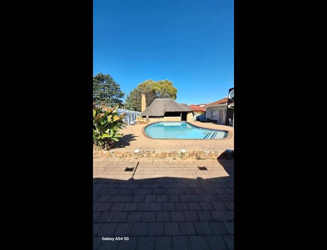 4 BEDROOM HOUSE FOR SALE IN DISCOVERY